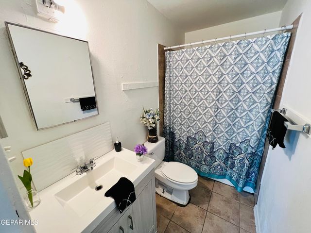 8921 KENNETH Street, El Paso, TX 79904