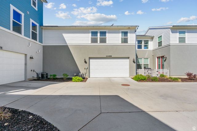 10499 S LIV WAY, South Jordan, UT 84009