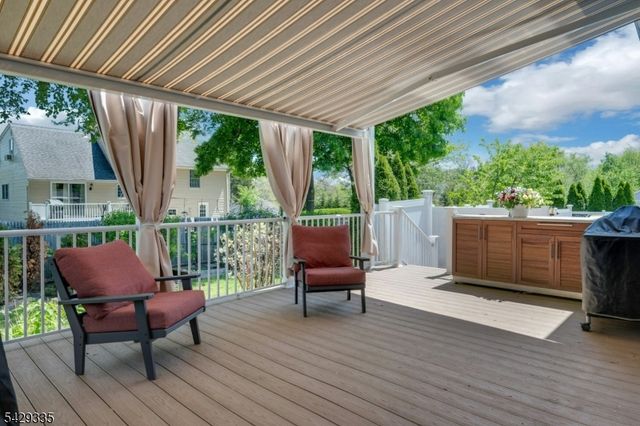 15 Maxine Dr, Morris Twp., NJ 07960
