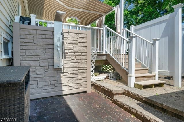 15 Maxine Dr, Morris Twp., NJ 07960