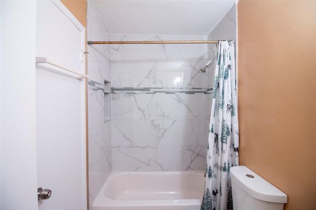 3162 Windchase Boulevard 451, Houston, TX 77082