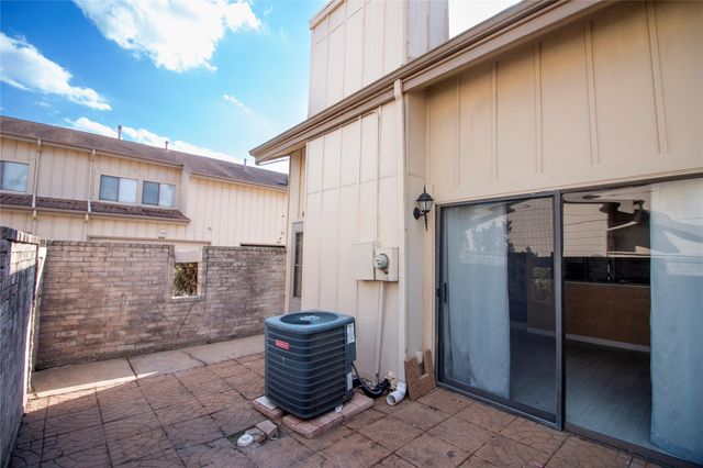 3162 Windchase Boulevard 451, Houston, TX 77082