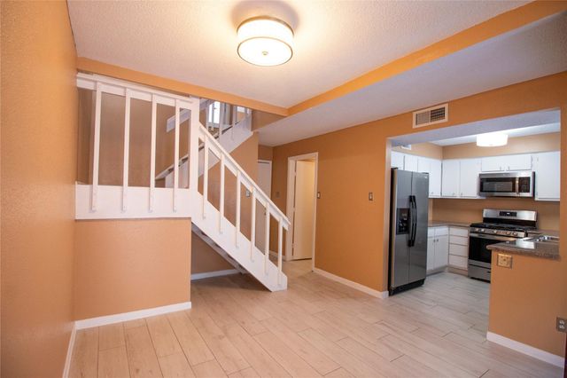 3162 Windchase Boulevard 451, Houston, TX 77082