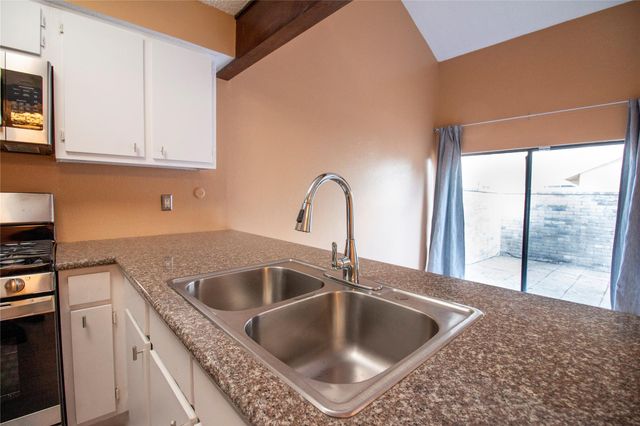 3162 Windchase Boulevard 451, Houston, TX 77082