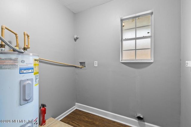 2770 COLLEGE Street B, Jacksonville, FL 32205