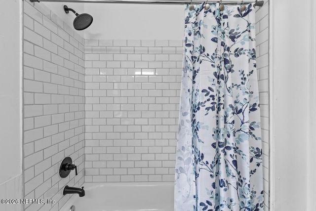 2770 COLLEGE Street B, Jacksonville, FL 32205