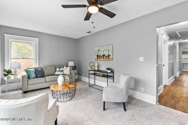 2770 COLLEGE Street B, Jacksonville, FL 32205