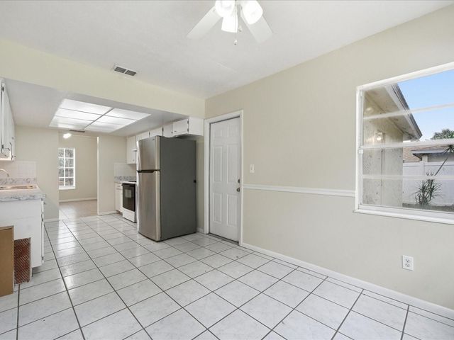 13317 LAKE GEORGE LANE, Tampa, FL 33618