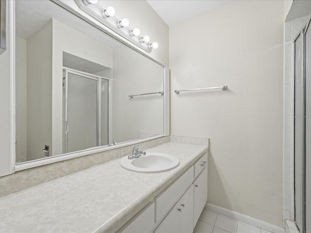 13317 LAKE GEORGE LANE, Tampa, FL 33618