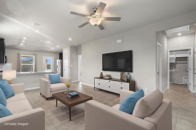 213 Wild Spur LN, Liberty Hill, TX 78642