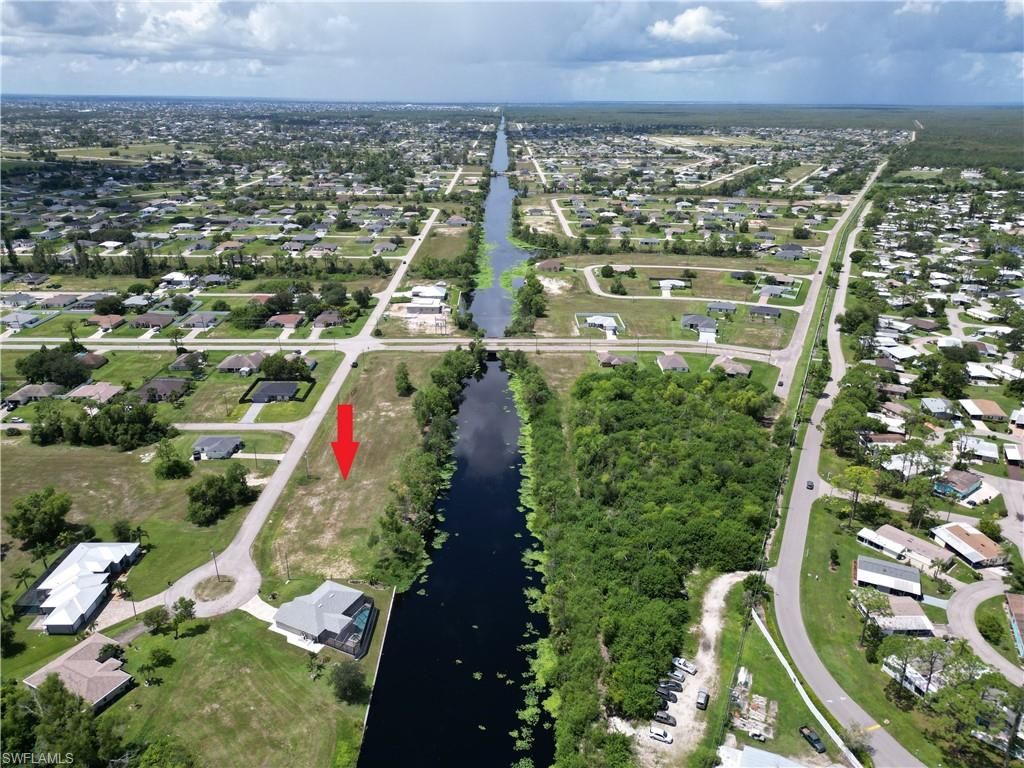 2355 NE 43rd LN, CAPE CORAL, FL 33909 — photo 2