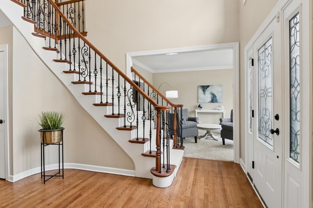 2321 Courtland Court, Aurora, IL 60502