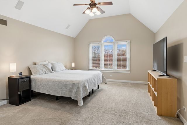 2321 Courtland Court, Aurora, IL 60502