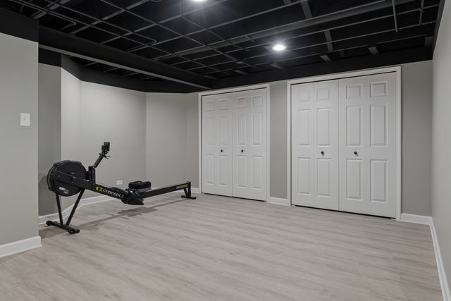 2321 Courtland Court, Aurora, IL 60502