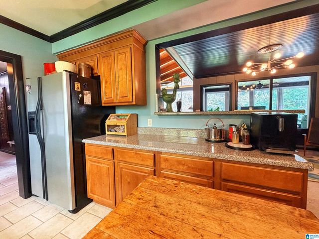 215 MARY LANE, Anniston, AL 36207