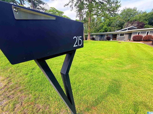215 MARY LANE, Anniston, AL 36207