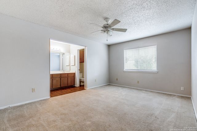 7255 Webbwood, San Antonio, TX 78250