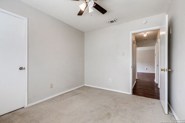 7255 Webbwood, San Antonio, TX 78250