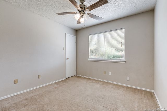 7255 Webbwood, San Antonio, TX 78250