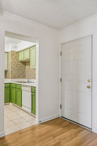 2325 Elliston Pl Apt 401, Nashville, TN 37203