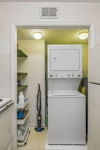2325 Elliston Pl Apt 401, Nashville, TN 37203