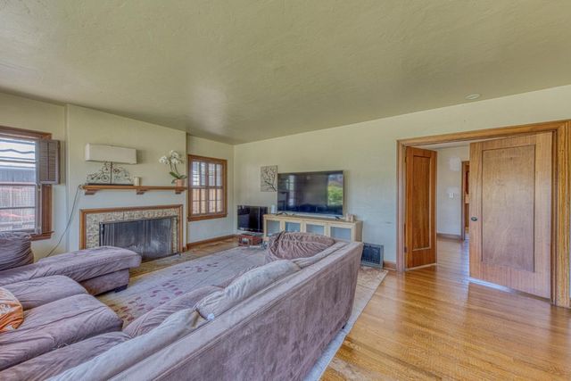 219 Pine Street, Salinas, CA 93901