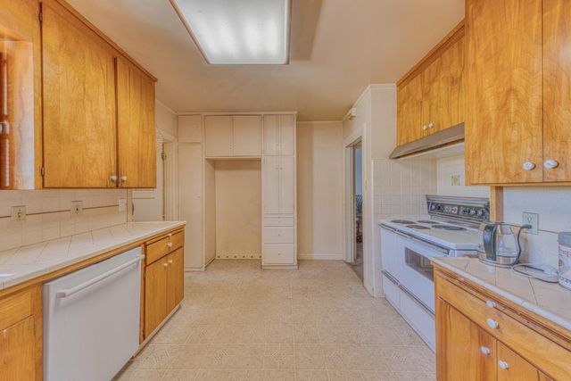 219 Pine Street, Salinas, CA 93901