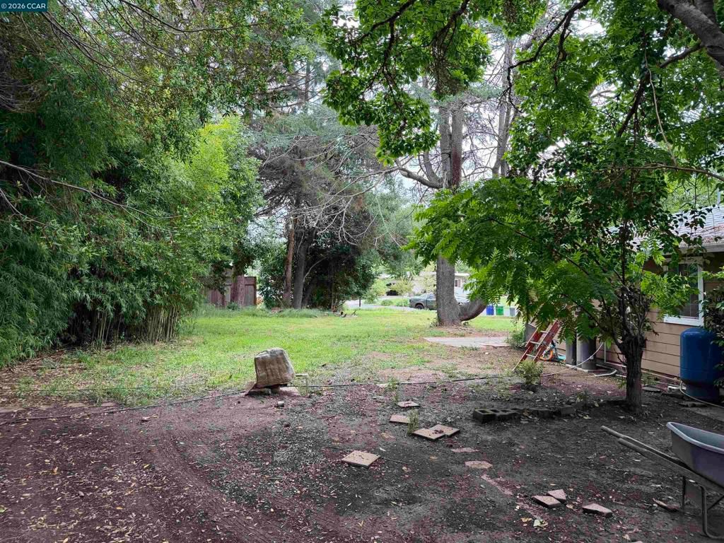 Image 1 of property listing at 1038 Johnston St, Napa, CA 94558