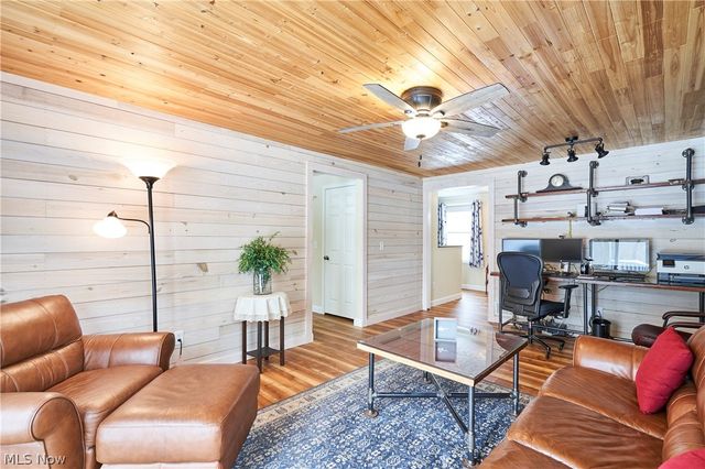 300 Manhattan Pky, Painesville, OH 44077