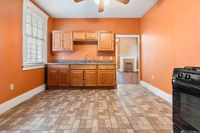 3018 Fern St, New Orleans, LA 70125