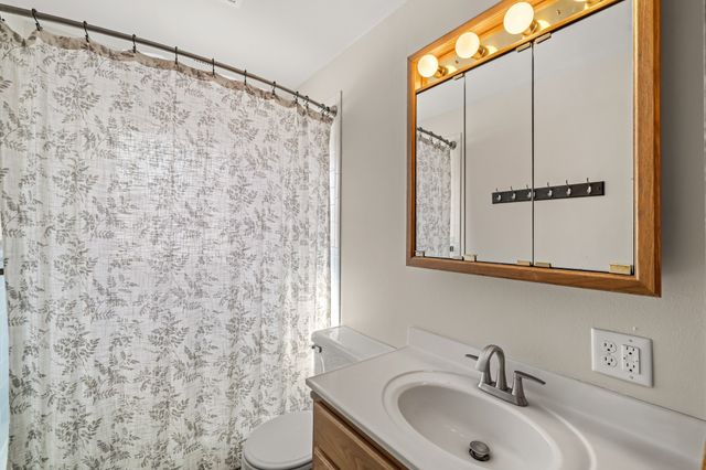 4024 Ross Road, Ames, IA 50014