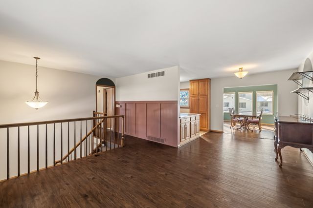 4024 Ross Road, Ames, IA 50014