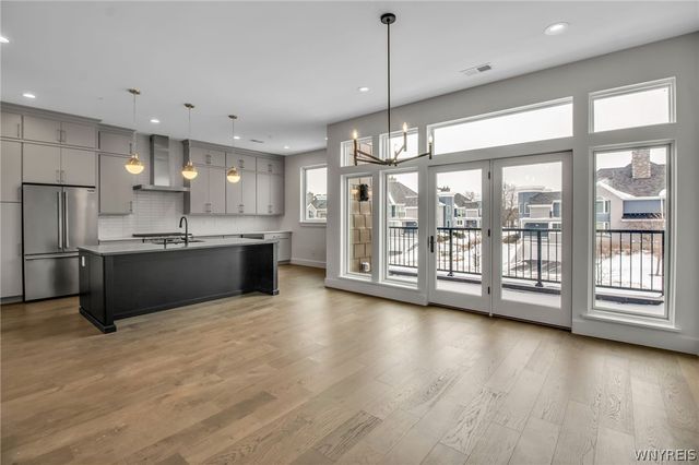 244 Lakefront Boulevard, Buffalo, NY 14202