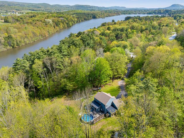 49 Edgewater Terrace, Milton, VT 05468