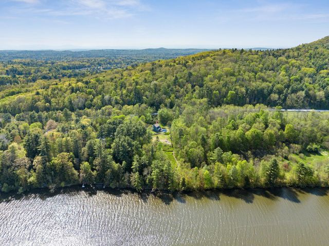 49 Edgewater Terrace, Milton, VT 05468
