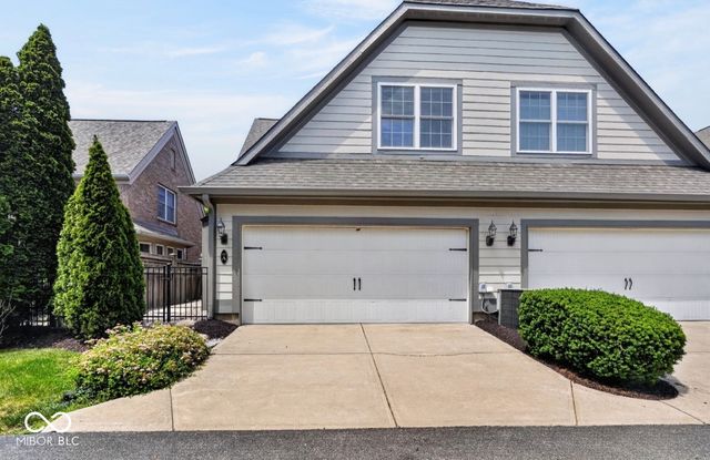 6691 Beekman Place Townhome A, Zionsville, IN 46077