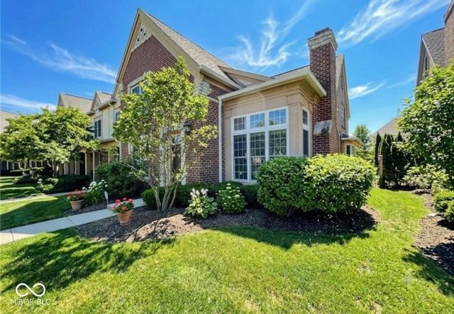6691 Beekman Place Townhome A, Zionsville, IN 46077
