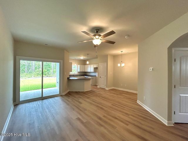 119 Crab Claw Spit Lane, Jacksonville, NC 28546