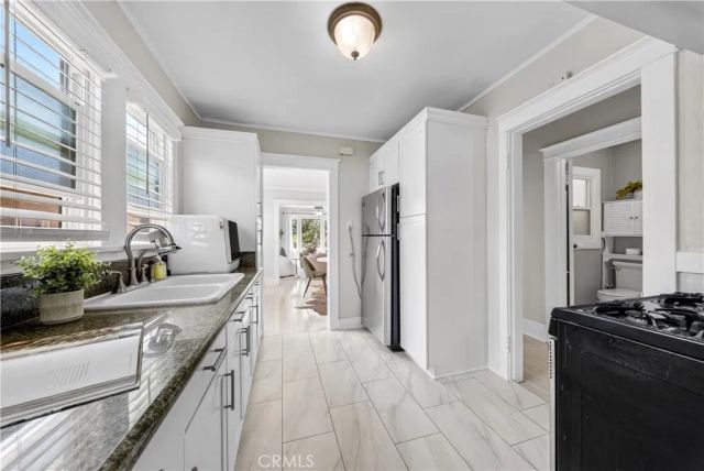 1546 Rosalia Road, Los Angeles, CA 90027