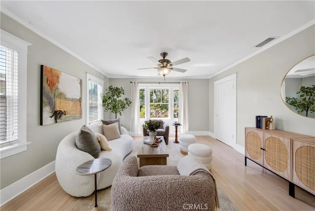 1546 Rosalia Road, Los Angeles, CA 90027