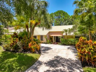 18828 Still Lake Drive, Jupiter, FL 33458