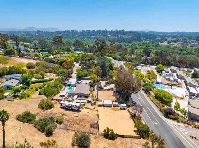 3681 Manchester Avenue, Encinitas, CA 92024