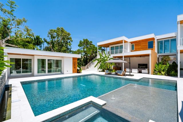 1355 ROBERTS BAY LANE, Sarasota, FL 34242