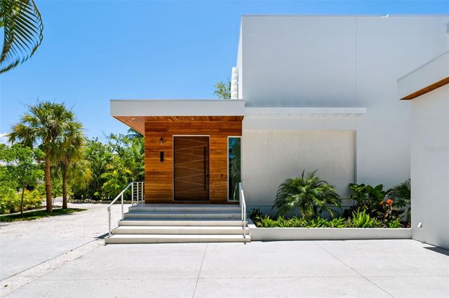 1355 ROBERTS BAY LANE, Sarasota, FL 34242