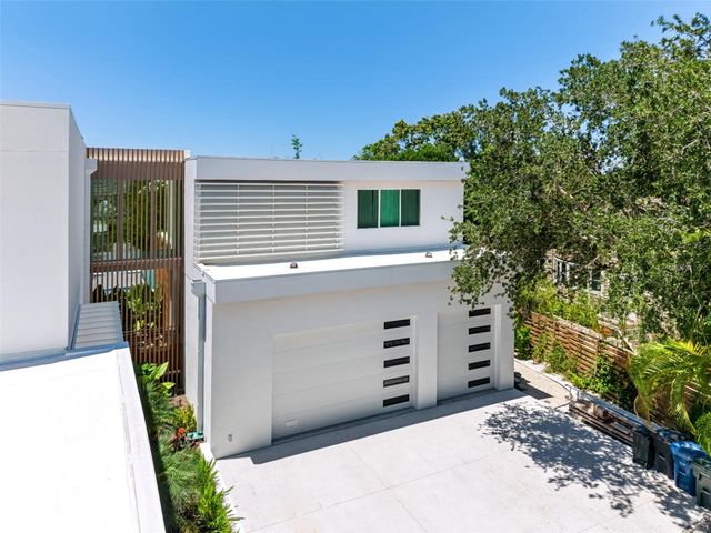 1355 ROBERTS BAY LANE, Sarasota, FL 34242