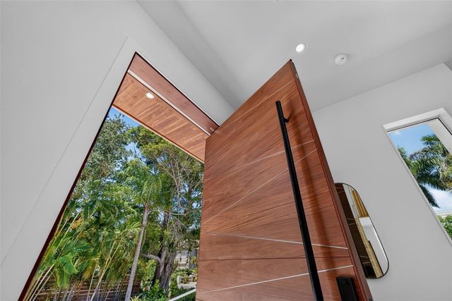 1355 ROBERTS BAY LANE, Sarasota, FL 34242