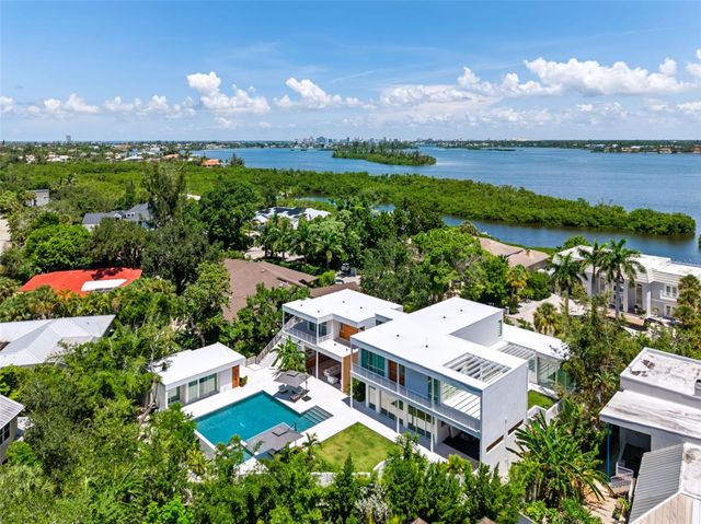 1355 ROBERTS BAY LANE, Sarasota, FL 34242