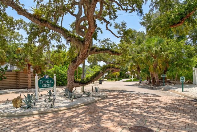 1355 ROBERTS BAY LANE, Sarasota, FL 34242