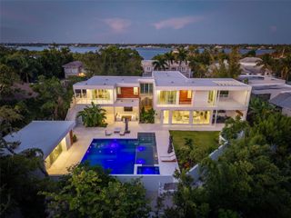 1355 ROBERTS BAY LANE, Sarasota, FL 34242