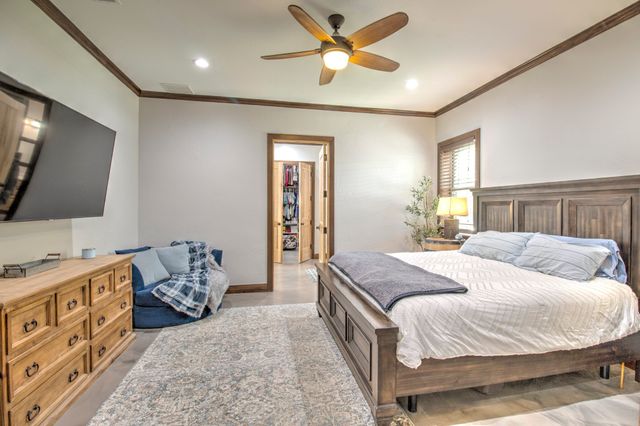 1024 Jordan Creek Road, Collinsville, TX 76233